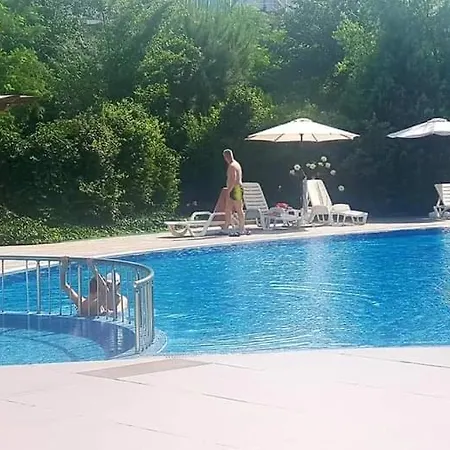 Διαμέρισμα Family In Solmarin *