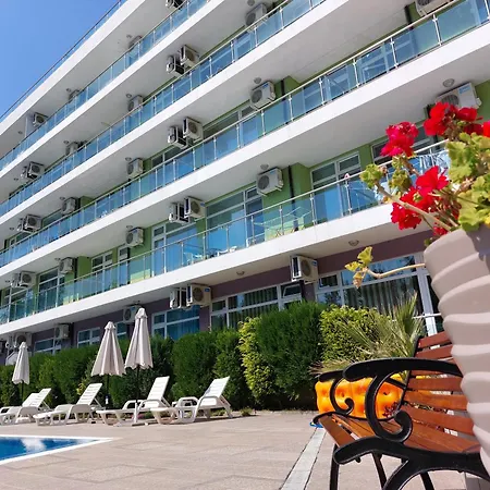 Family In Solmarin Apartamento