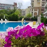 Appartement Family In Solmarin *