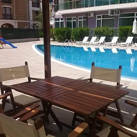 Apartment Family In Solmarin