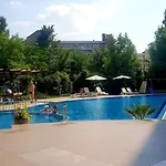Family In Solmarin *